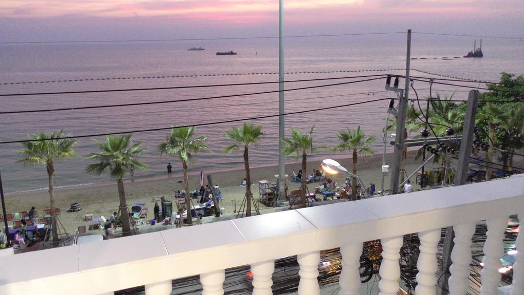 Hotel Seaview Jomtien pláž Exteriér fotografie